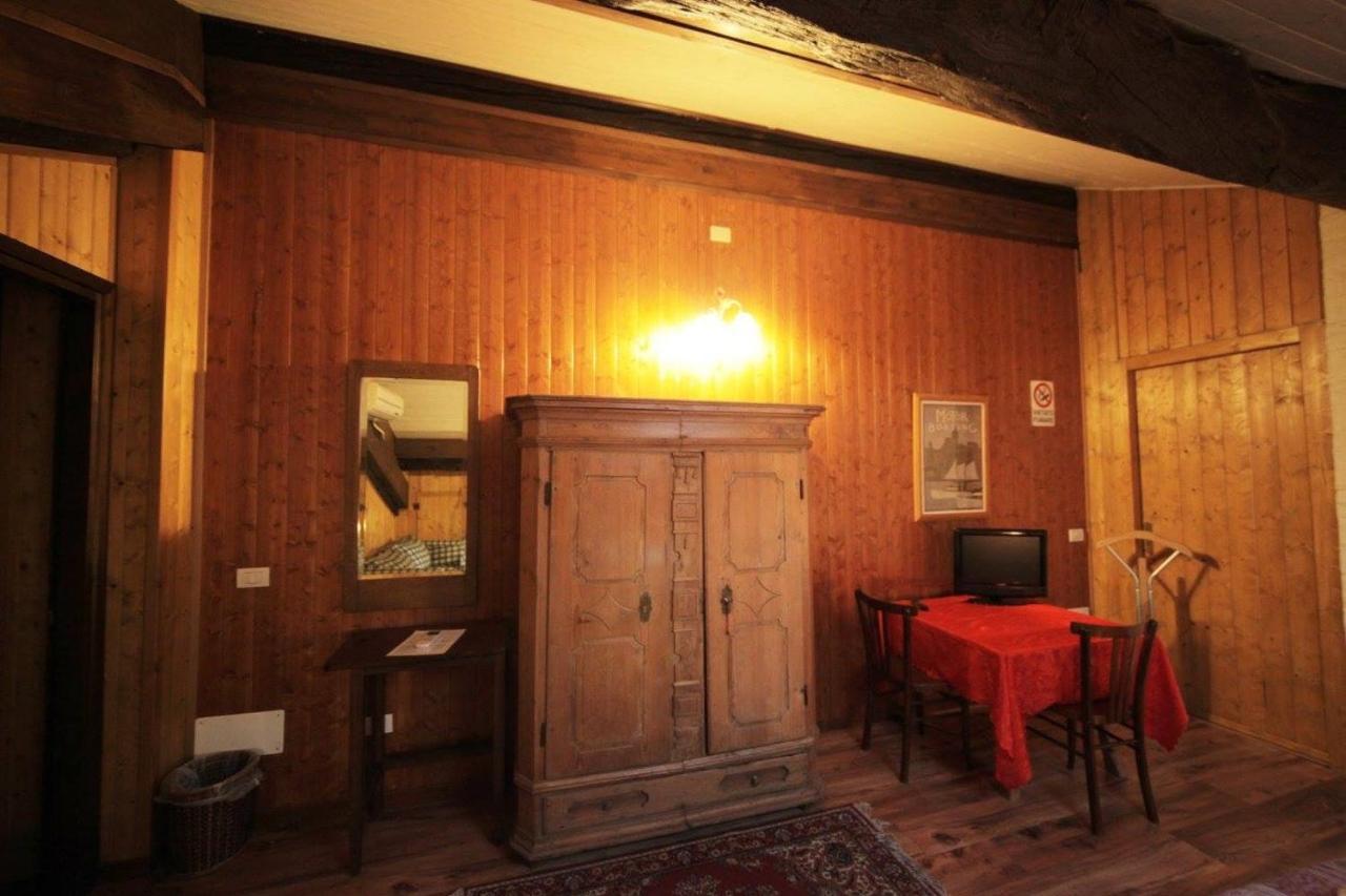Antica Corte Milanese Novate Milanese Kültér fotó